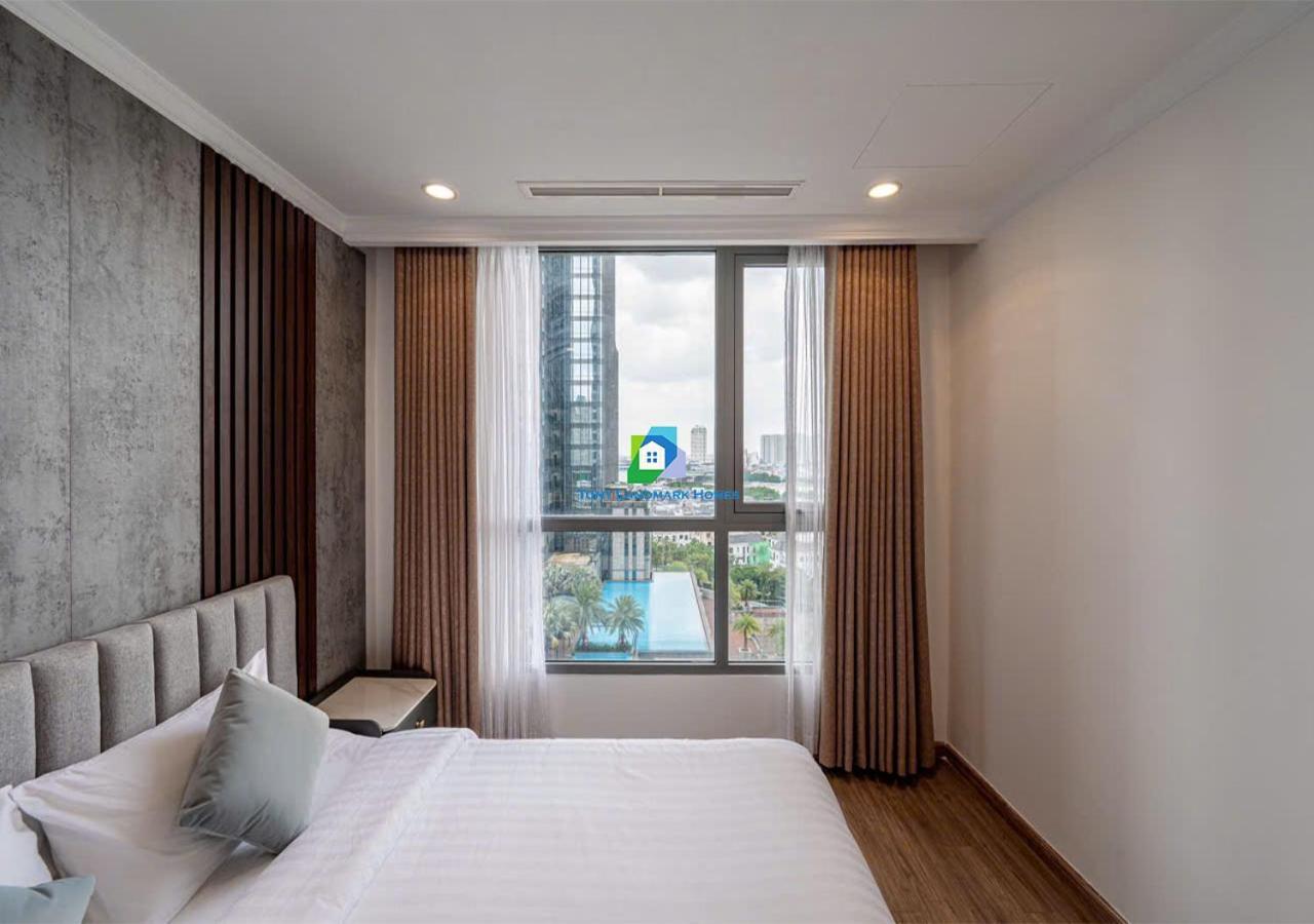 Service Luxury In Vinhomes Landmark Zone Căn hộ TP. Hồ Chí Minh