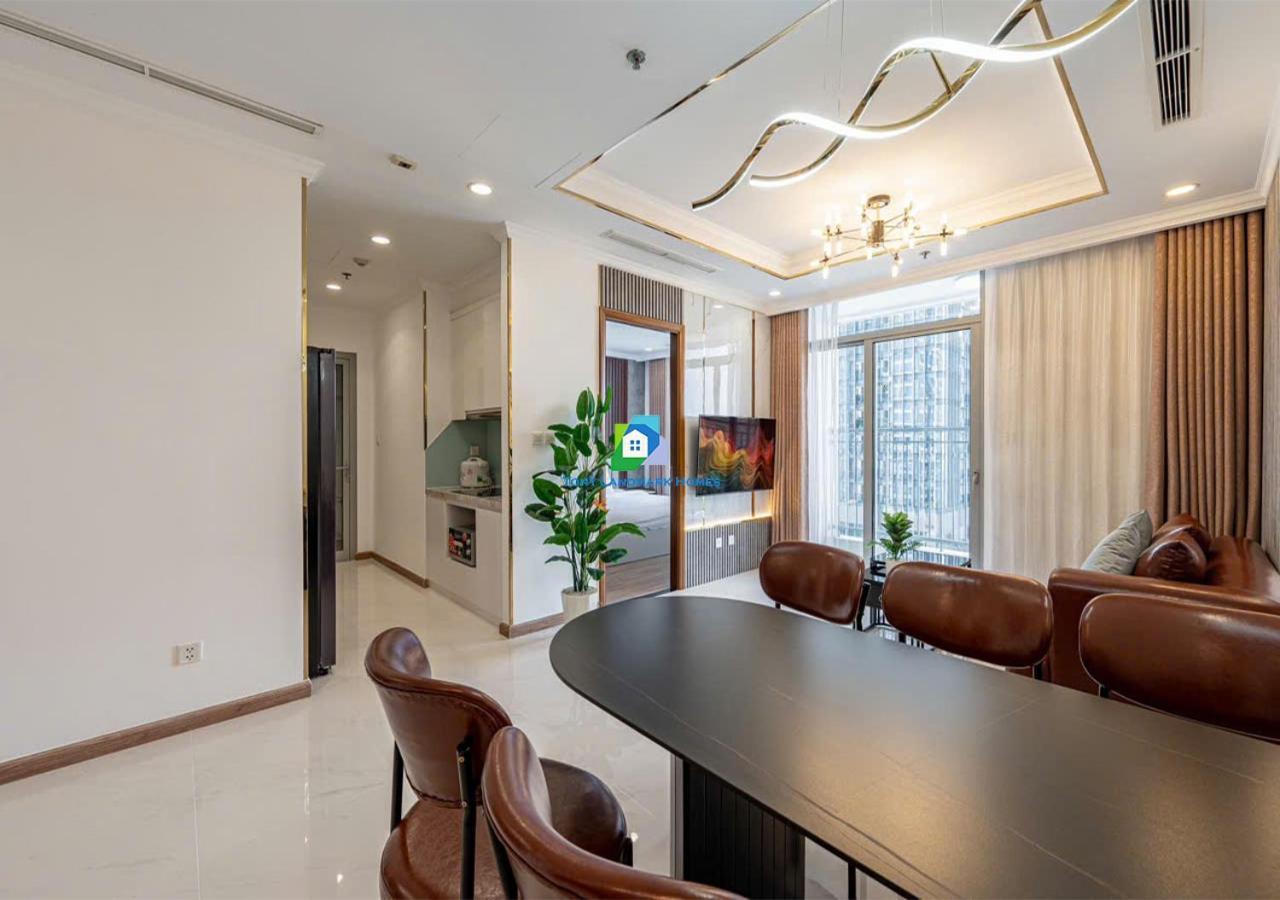 Service Luxury In Vinhomes Landmark Zone Căn hộ *