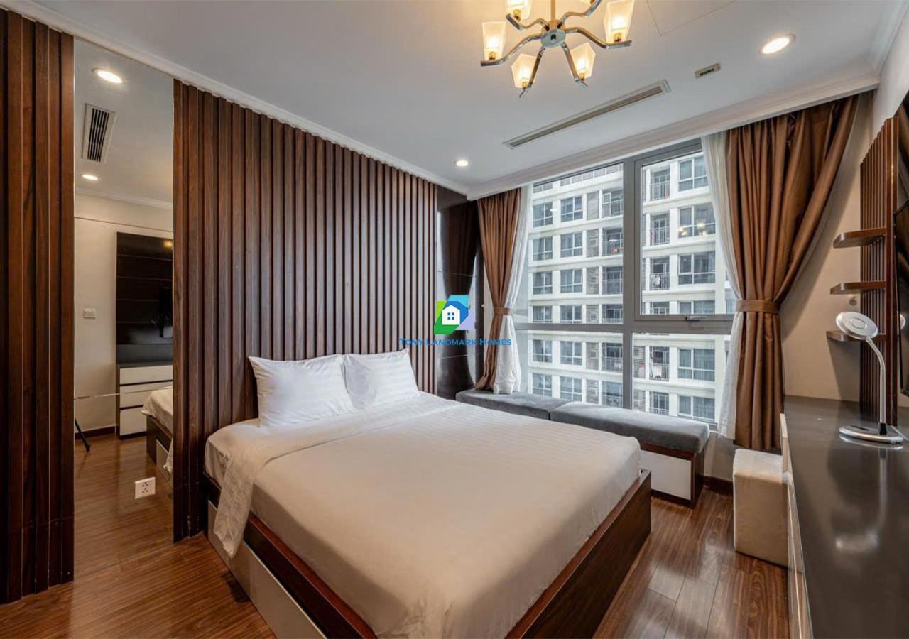 Căn hộ Service Luxury In Vinhomes Landmark Zone