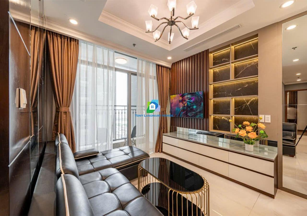 Căn hộ Service Luxury In Vinhomes Landmark Zone *