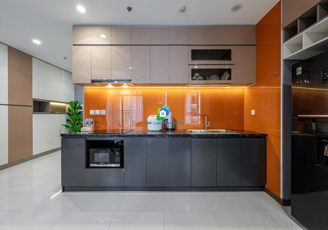 Service Luxury In Vinhomes Landmark Zone Căn hộ *
