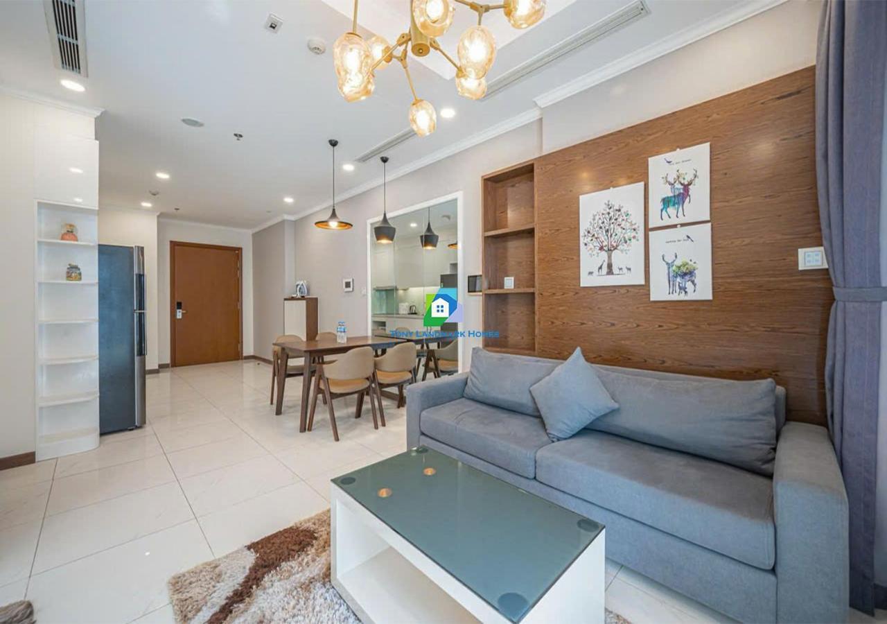 Căn hộ Service Luxury In Vinhomes Landmark Zone TP. Hồ Chí Minh