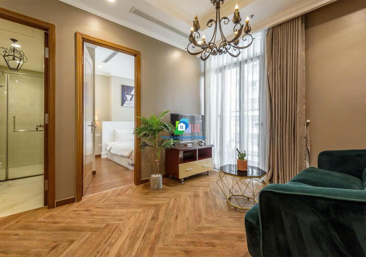 Service Luxury In Vinhomes Landmark Zone Căn hộ *