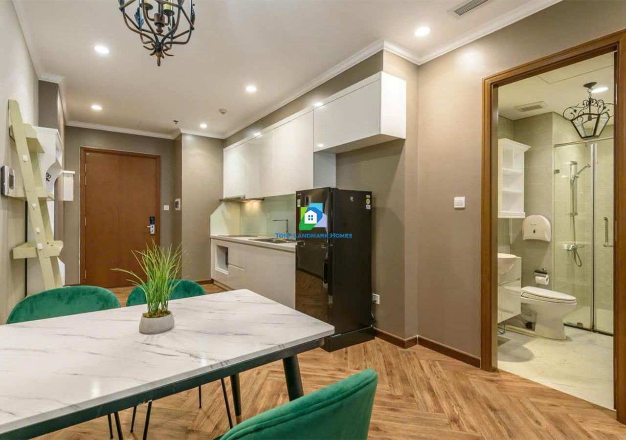 Service Luxury In Vinhomes Landmark Zone Căn hộ TP. Hồ Chí Minh