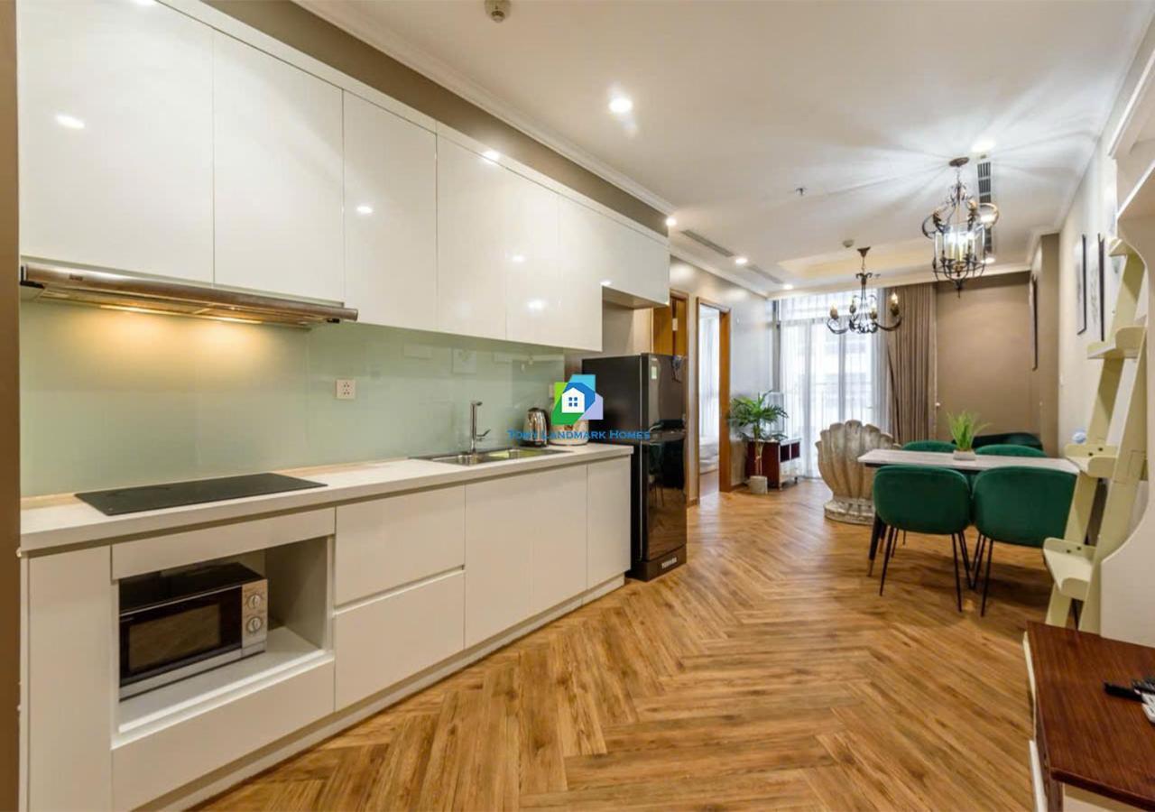 Service Luxury In Vinhomes Landmark Zone