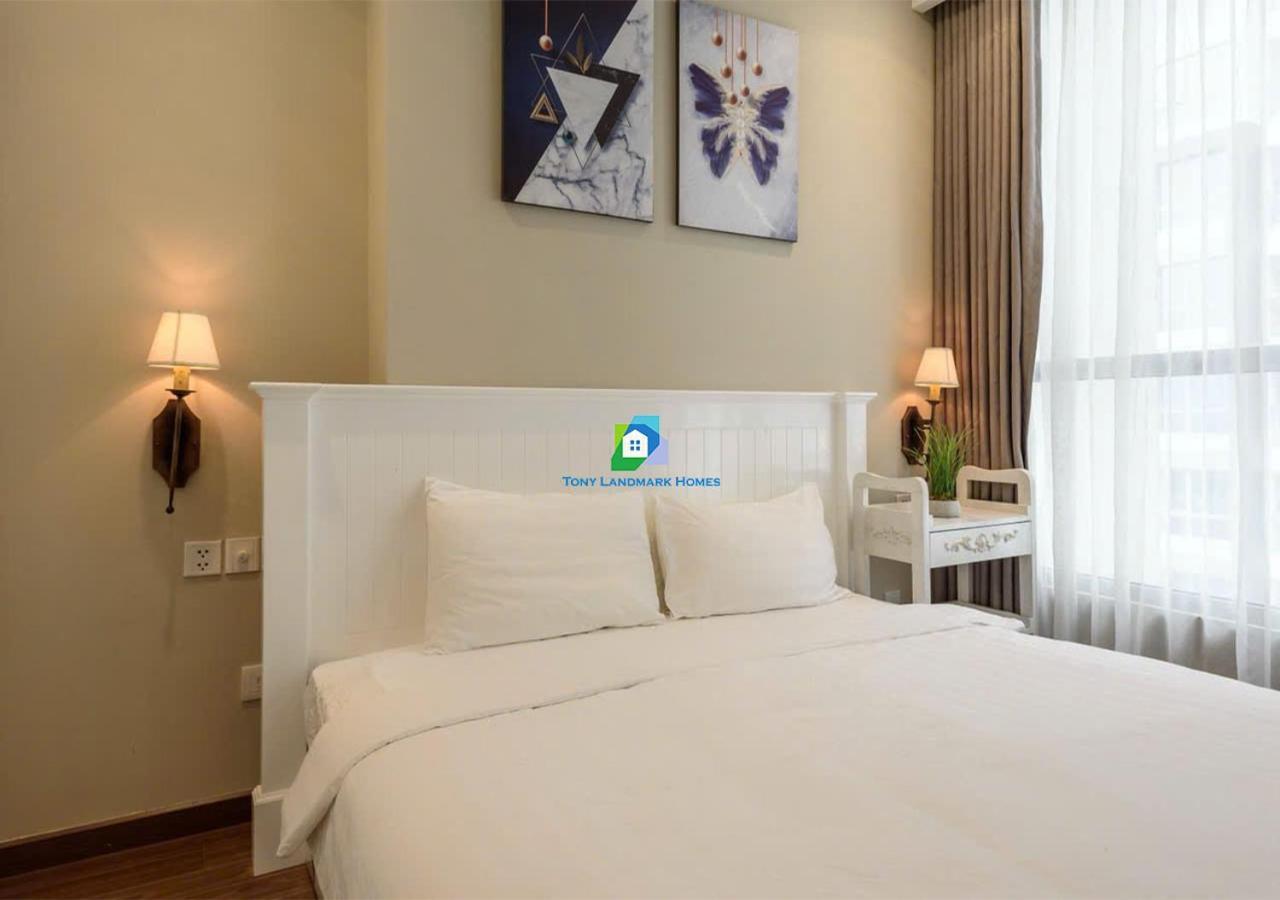 Service Luxury In Vinhomes Landmark Zone Căn hộ